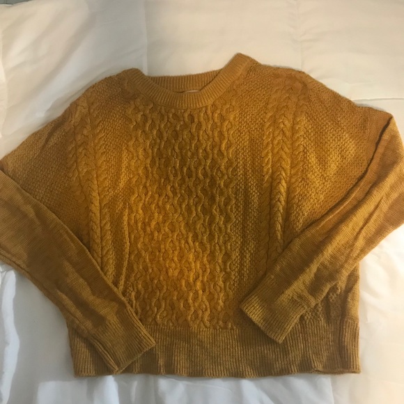 🔶MUSTARD YELLOW SWEATER🔶 - Picture 3 of 4